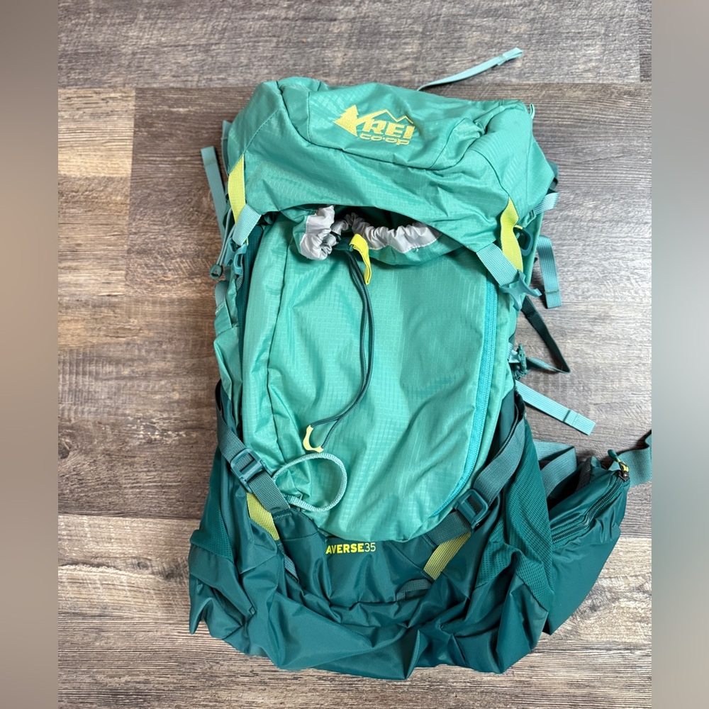 REI Taverse 35 Backpack